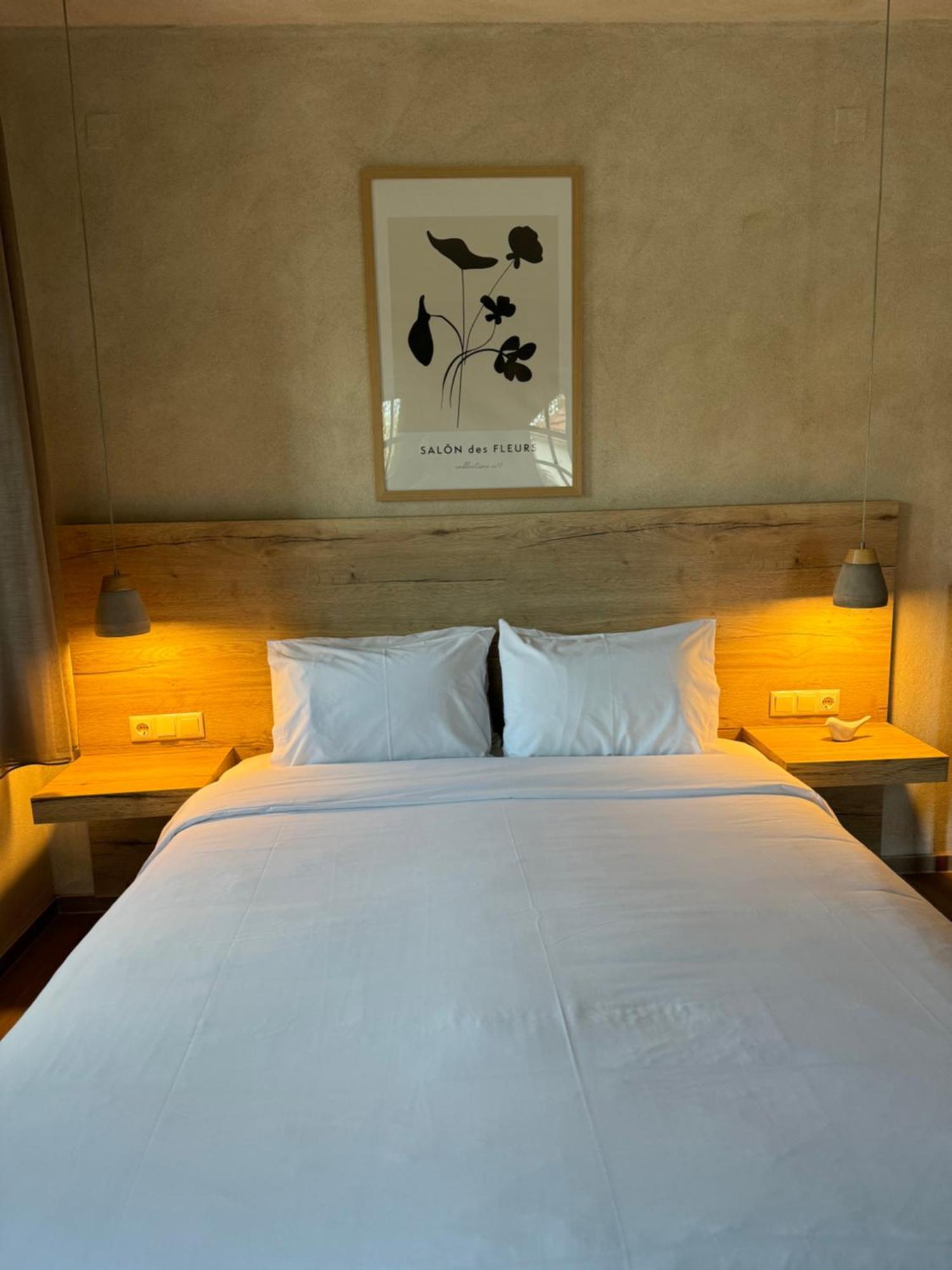 Apartamento Aristi Boutique Stonehouse With Attic Exterior foto